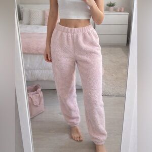 Sz Small UGG Fleece/ Sherpa Pants in light Pink Size Small